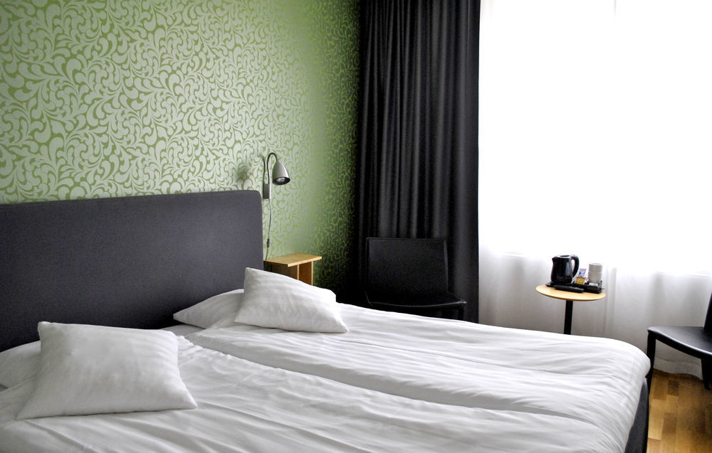 City Central Hotel Oerebro By First Hotels Exterior foto